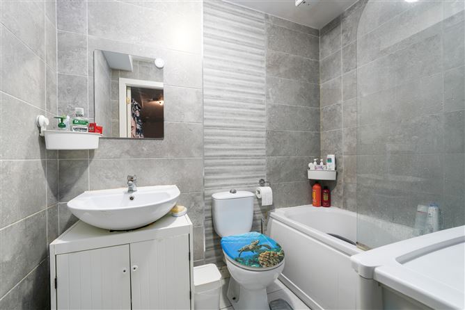 84 Mayeston Square, Finglas, Dublin 11