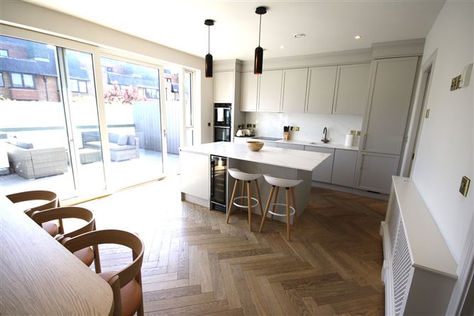 19 Sandymount Castle Court, Sandymount, Dublin 4