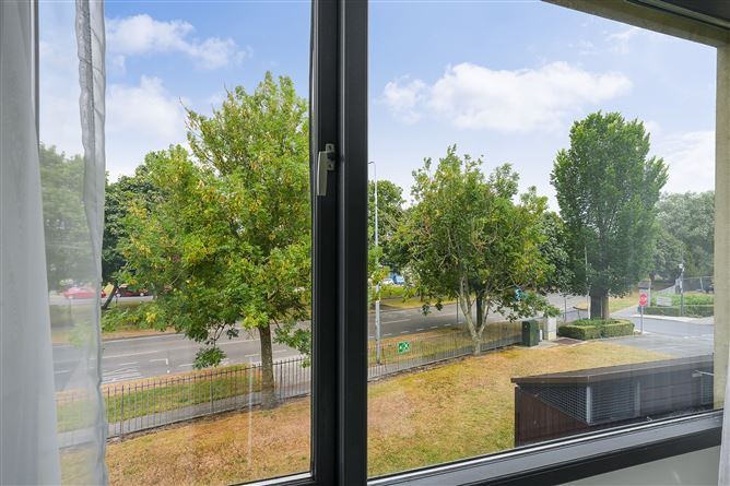 Photo 14 of 24 — 13 Parkview Drive, Finglas, Dublin 11