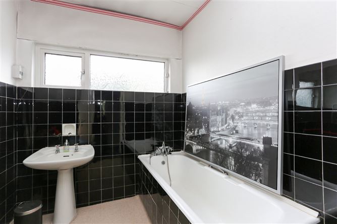 37 Cherrygarth, Mount Merrion, Co. Dublin