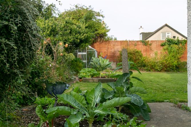 37 Cherrygarth, Mount Merrion, Co. Dublin