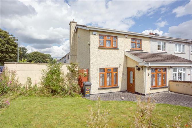 45 Arthur Griffith Park, Lucan, Dublin