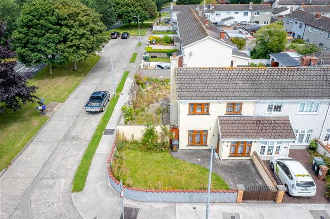 45 Arthur Griffith Park, Lucan, Dublin