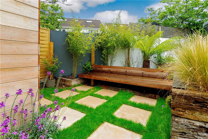 8 Willsbrook View, Lucan, Co. Dublin