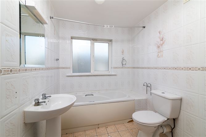 45 Derrycorris Drive, Edenderry, Co. Offaly