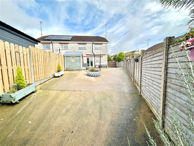 34 Dartry Park, Cootehill, Cavan