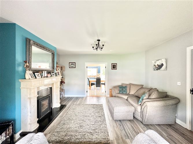 34 Dartry Park, Cootehill, Cavan