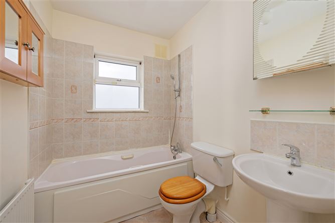 7 Bewley Drive, Lucan, Dublin