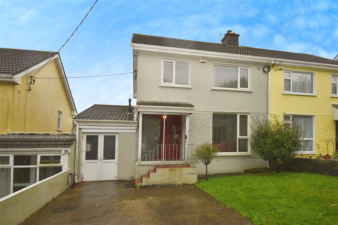 8 Shamrock Park, Douglas, Cork City