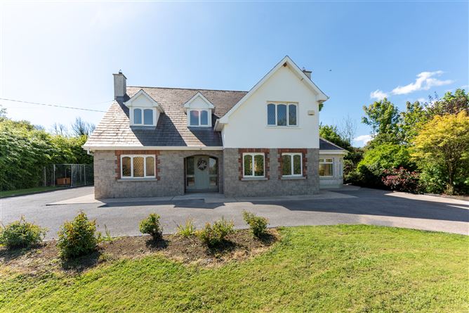 Carrigeen Cross Ballinlyna Lower , Kilfinane, Limerick