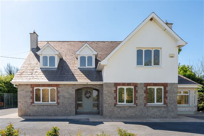 Carrigeen Cross Ballinlyna Lower , Kilfinane, Limerick