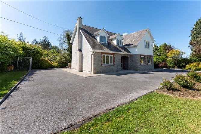 Carrigeen Cross Ballinlyna Lower , Kilfinane, Limerick