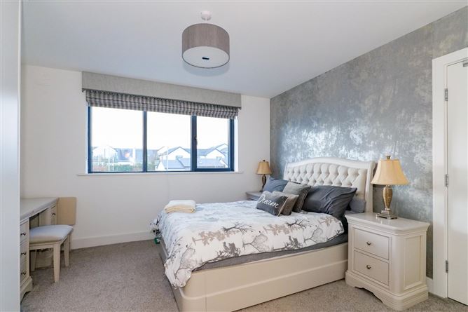 1 Gort Na Carraige, Seapoint, Barna, Galway