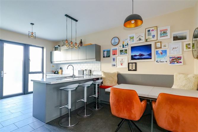 1 Gort Na Carraige, Seapoint, Barna, Galway