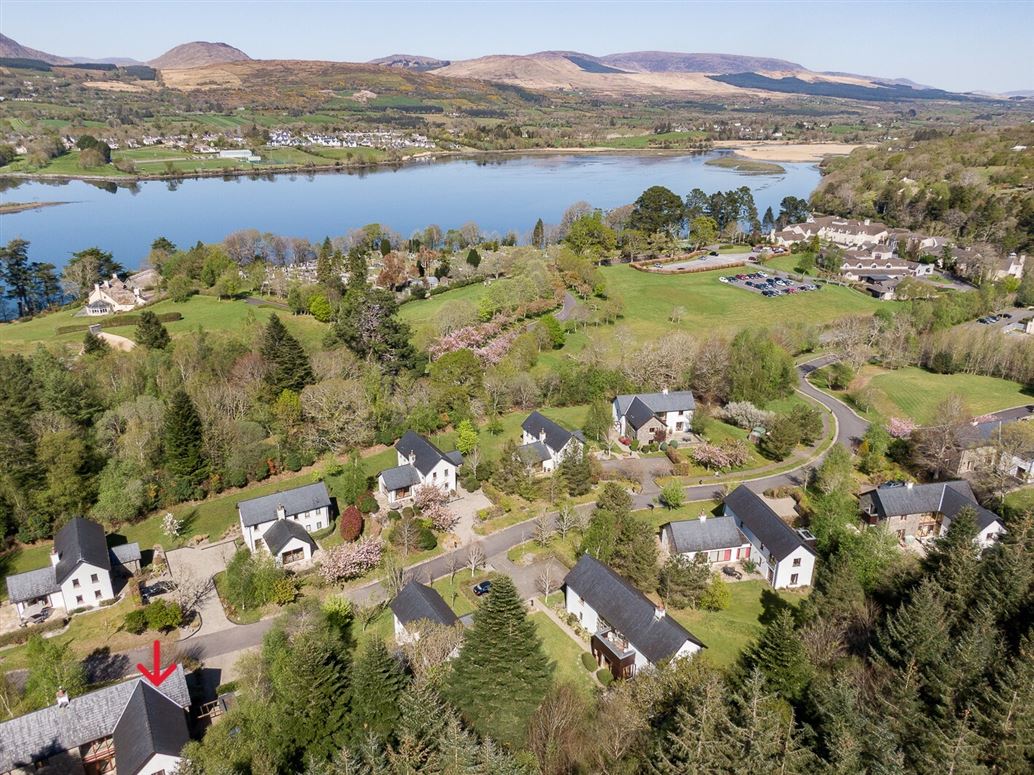 An Dún House, 6 Mountain View, Sheen Falls Country Club, Kenmare, Co. Kerry, V93 XK85