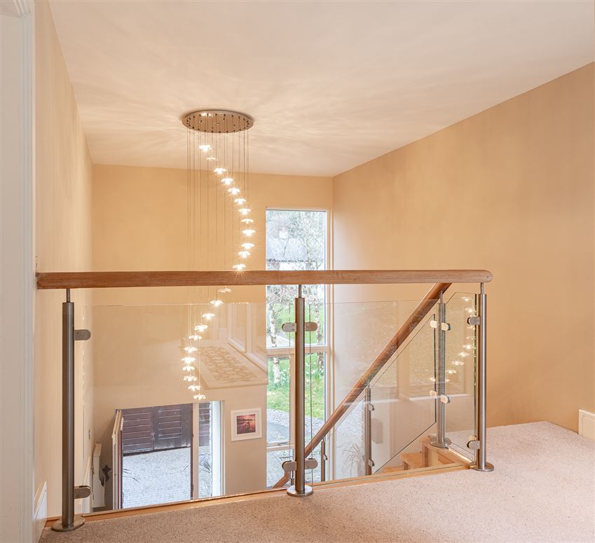 An Dún House, 6 Mountain View, Sheen Falls Country Club, Kenmare, Co. Kerry, V93 XK85