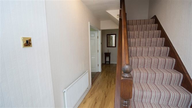 28 The Laurels, Dundalk, Co. Louth