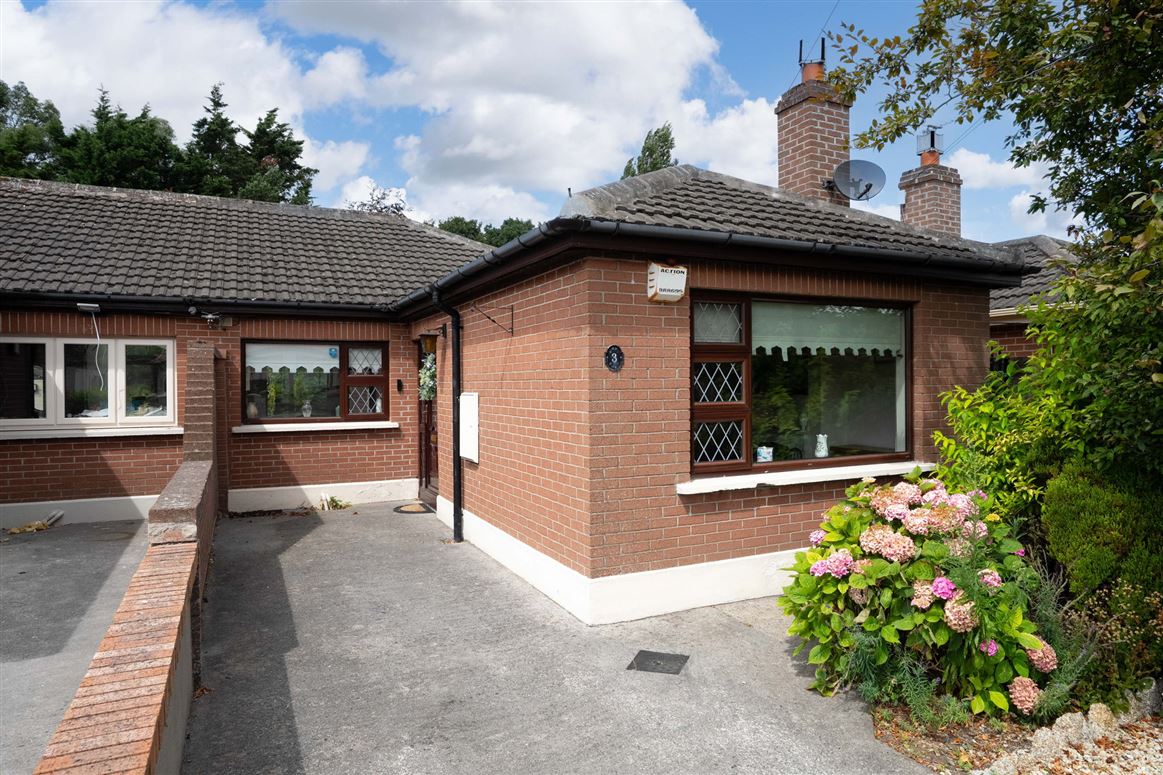 3 Castle Court, Whitehall Road, Churchtown, Dublin 14