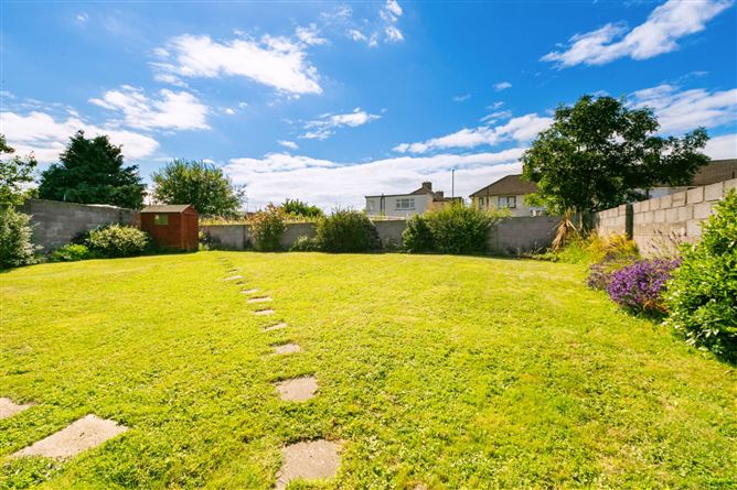 409 Carnlough Road, Cabra, Dublin 7