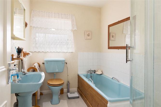 105 Beech Grove, Lucan, Dublin