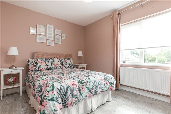 27 Hunters Hill, Gorey, Co. Wexford