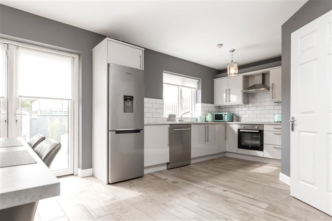 27 Hunters Hill, Gorey, Co. Wexford