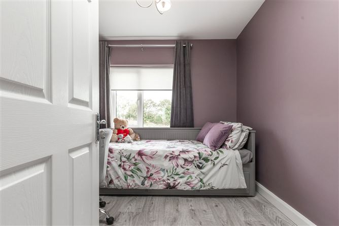 27 Hunters Hill, Gorey, Co. Wexford