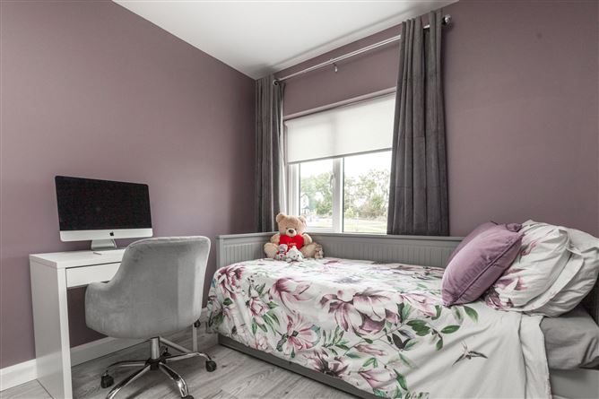 27 Hunters Hill, Gorey, Co. Wexford