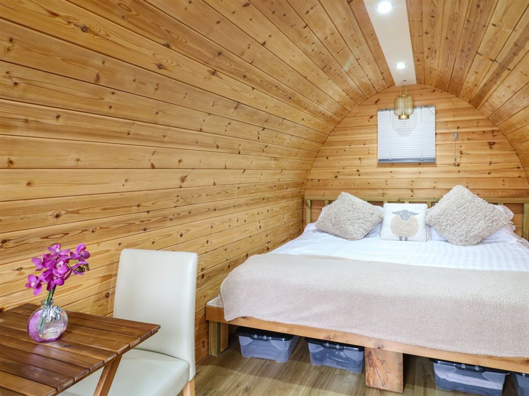 The Pod at Bank House Farm,Hixon, Staffordshire, United Kingdom