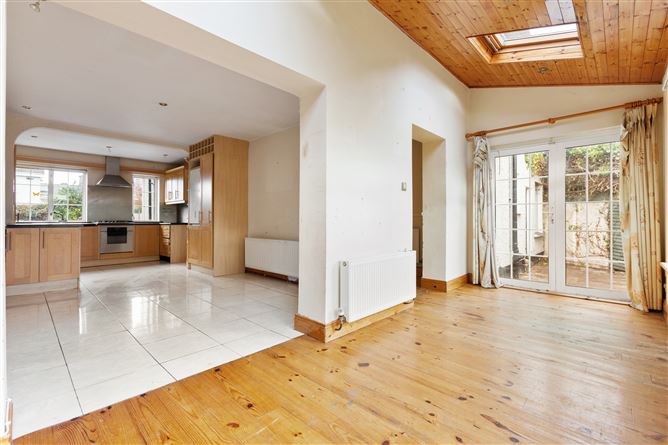 63 Mackintosh Park, Pottery Road, Dun Laoghaire, County Dublin