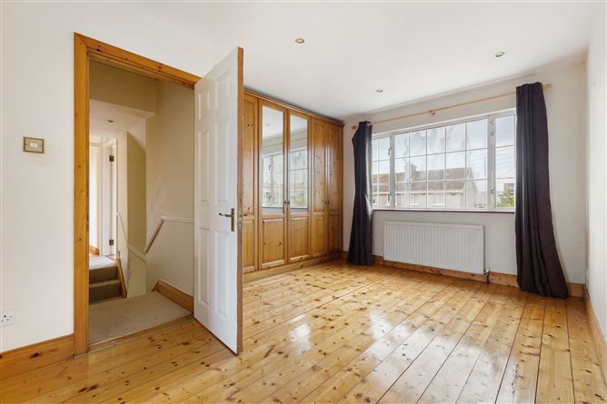 63 Mackintosh Park, Pottery Road, Dun Laoghaire, County Dublin