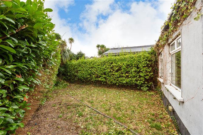 63 Mackintosh Park, Pottery Road, Dun Laoghaire, County Dublin