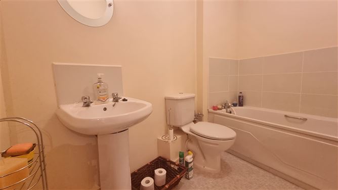 136 Kiltipper Gate, Tallaght, Dublin 24