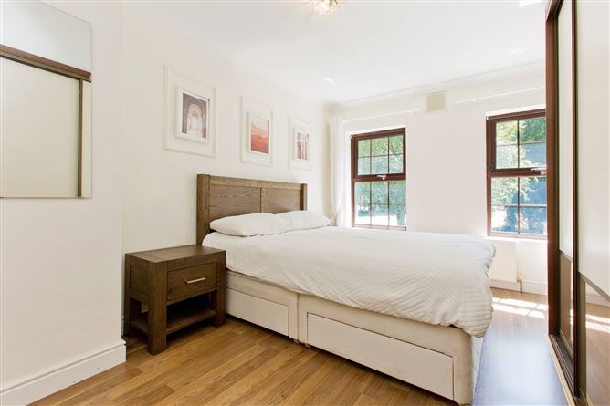 24 Park Drive Green, Castleknock, Dublin 15