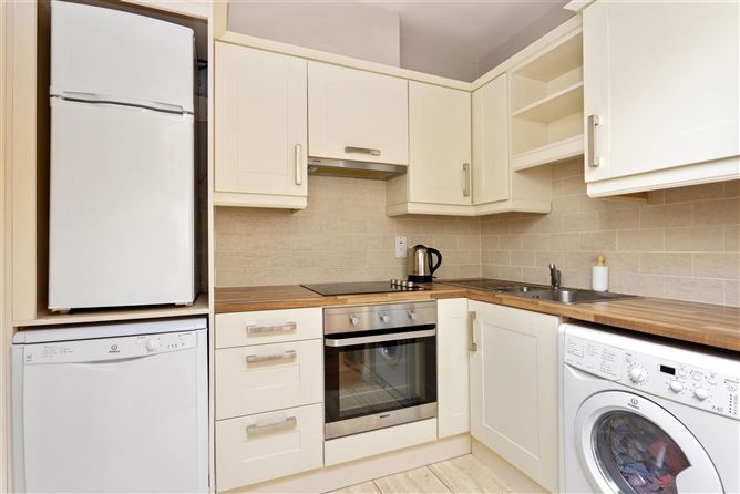 Apt 10 Capel Court, 112-114 Capel Street, Dublin 1