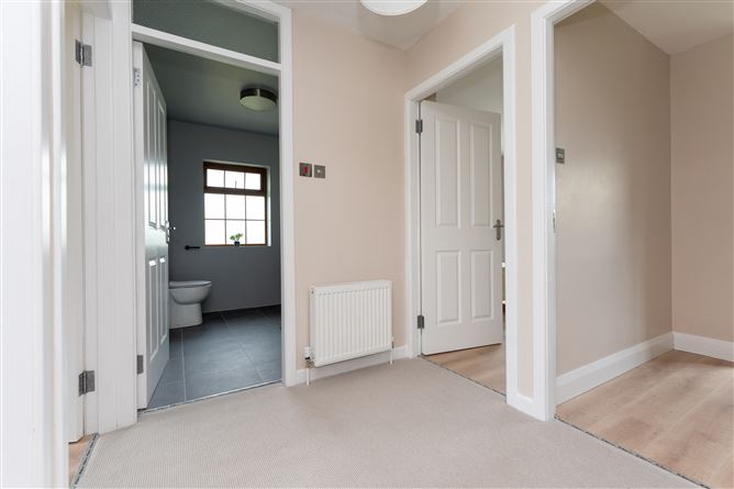 Roo West, Ardnacrusha, Clare