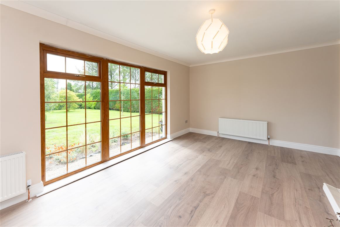 Roo West, Ardnacrusha, Clare