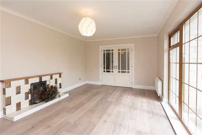 Roo West, Ardnacrusha, Clare