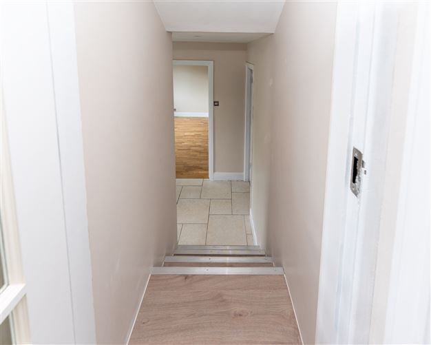 Roo West, Ardnacrusha, Clare