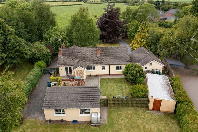 https://photos-a.propertyimages.ie/media/5/8/4/4932485/021a4d58-7860-47ab-9caf-4500dafc13cc_l.jpg