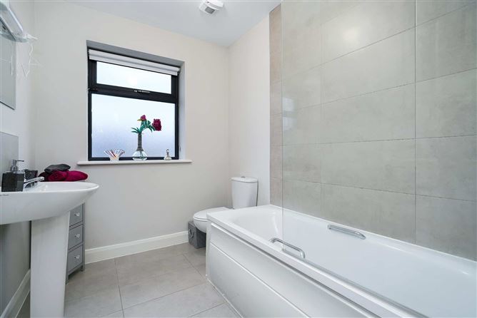 30 Elder Heath Drive, Kiltipper, Dublin 24