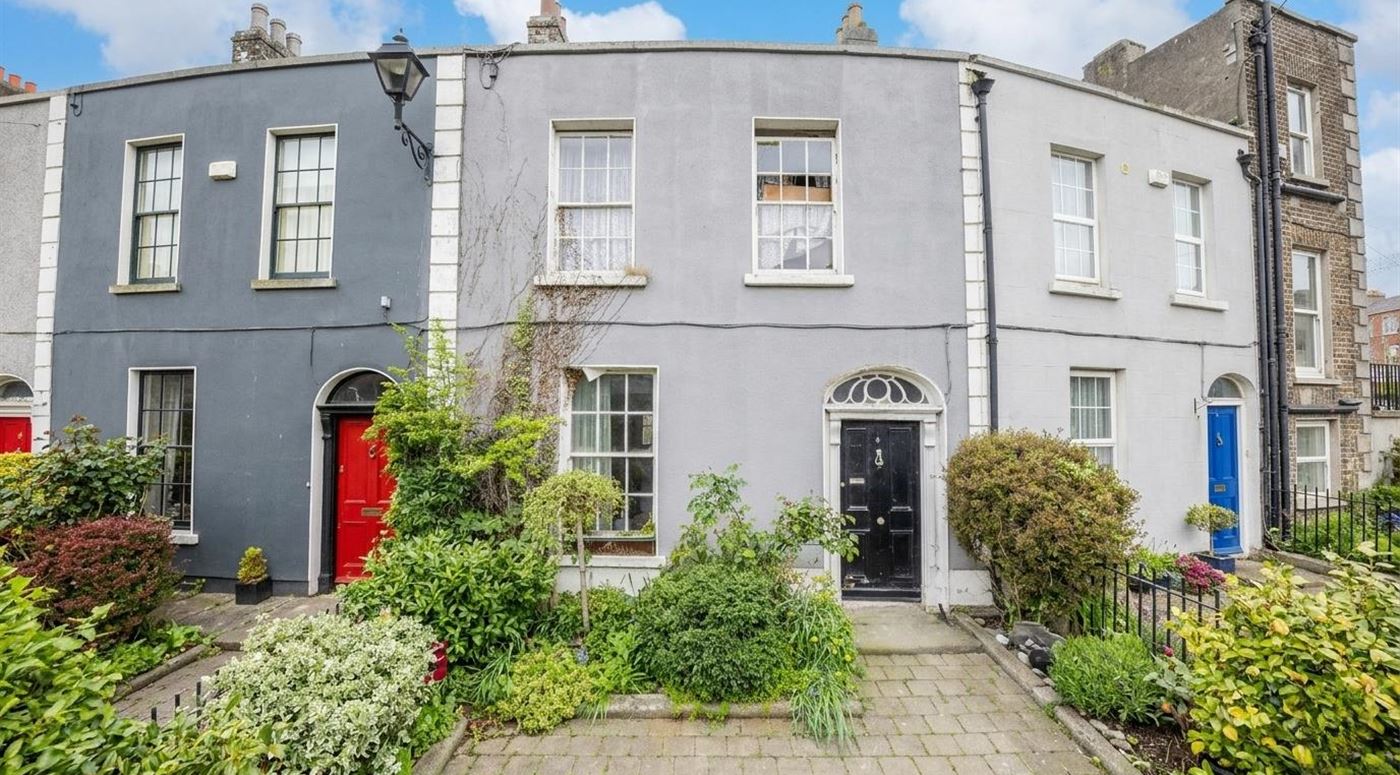 4 ST. PETER'S AVENUE, Phibsborough, Dublin 7