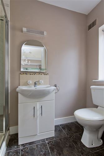 Photo 13 of 21 — 33 Wooddale Crescent, Ballycullen, Dublin 24