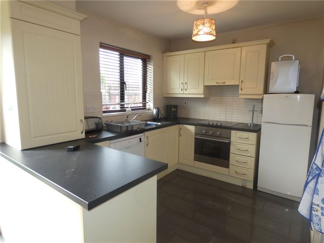 38 Poplar Drive, Carraig an Aird, Six Cross Roads, Waterford