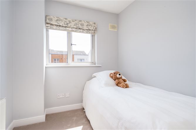 7 Waterside Close, Malahide, County Dublin