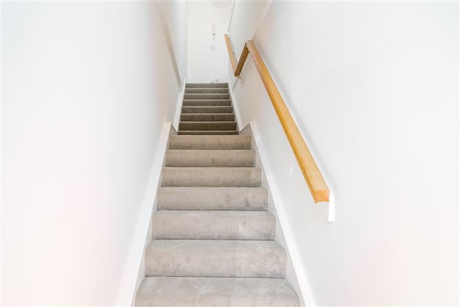 7 Waterside Close, Malahide, County Dublin