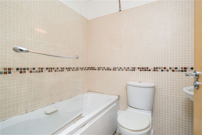 7 Waterside Close, Malahide, County Dublin