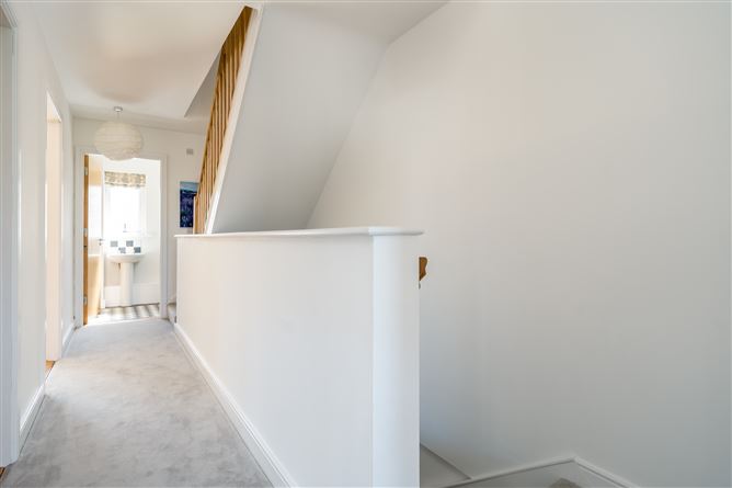 7 Waterside Close, Malahide, County Dublin