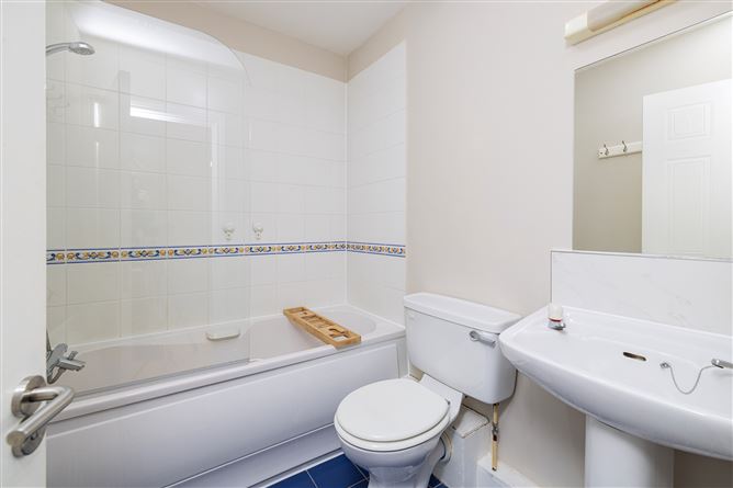 35 GLENARM SQUARE, St Joseph's Avenue, Drumcondra, Dublin 9