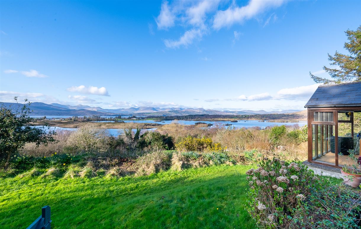 Derrylough, Tuosist, Kenmare, Co. Kerry Derrylough, Tuosist, Kenmare, Co. Kerry